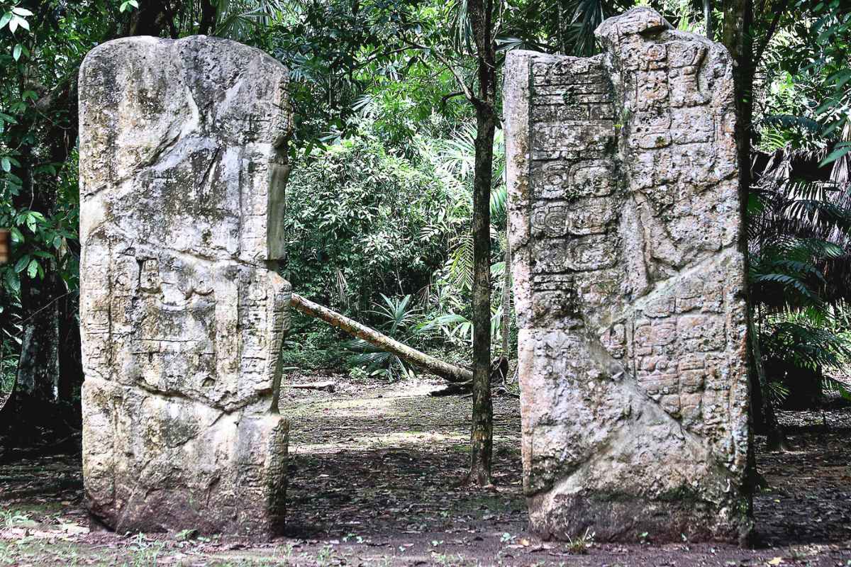 Estelas de Waka peru